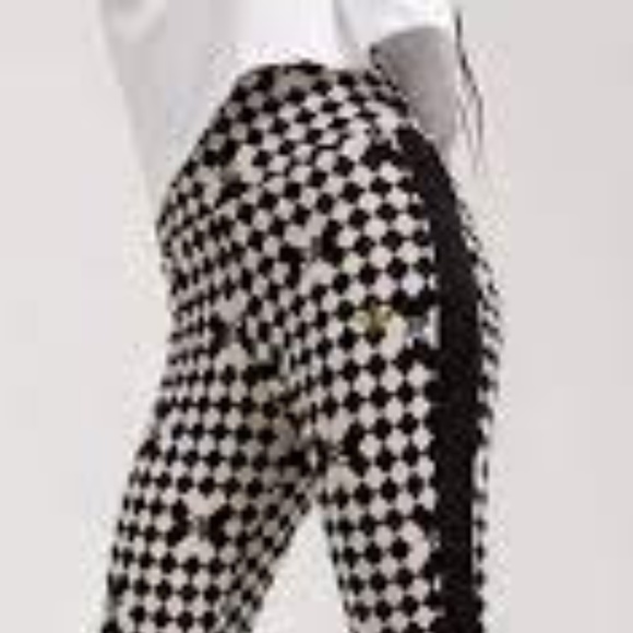 Brand new Adidas Ski Chic Allover Print Stirrup Tights - Picture 9 of 10